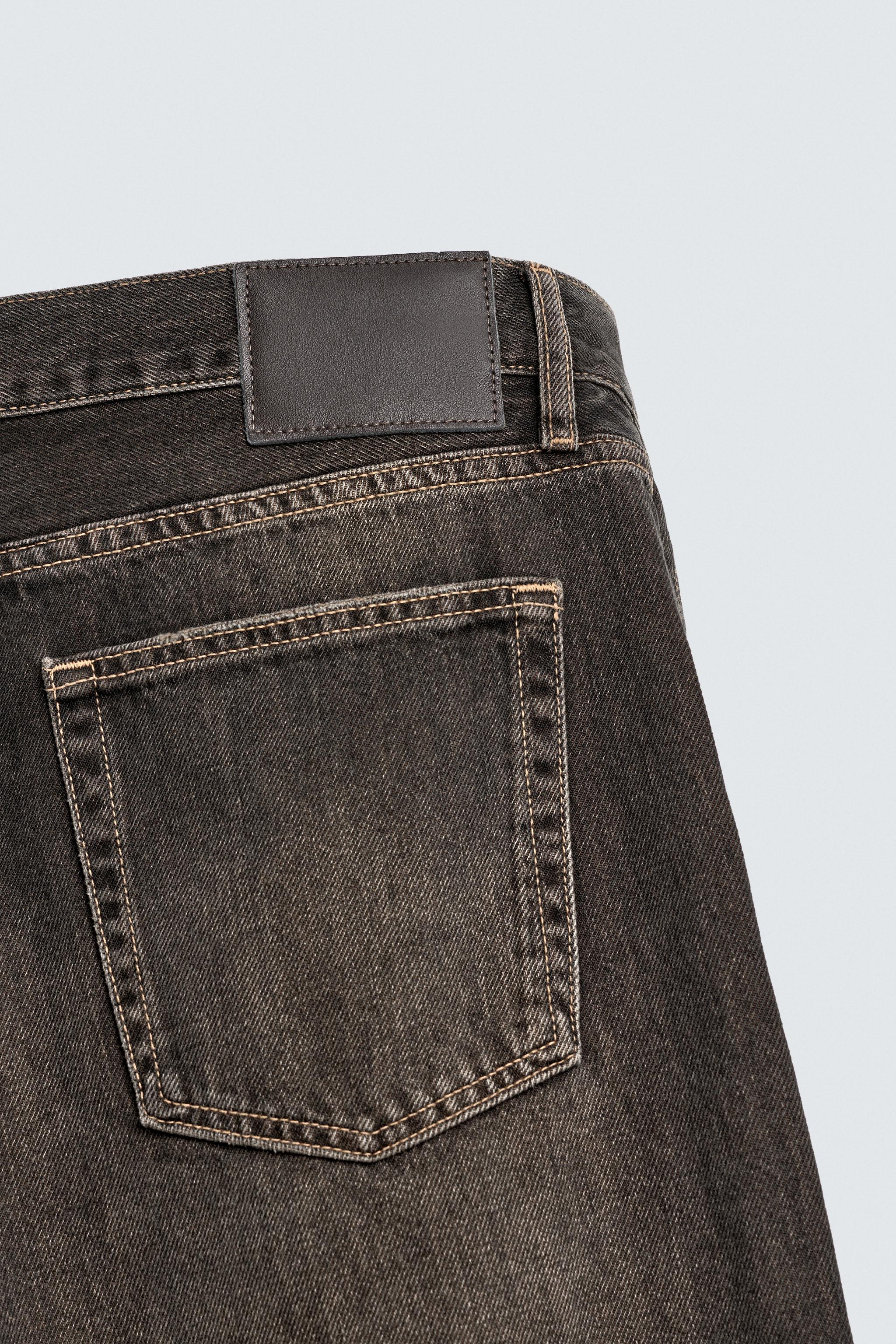 RELAXED FLARE FIT JEANS